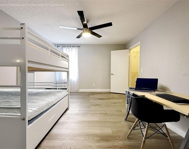 5124 Conroy Road - Photo Thumbnail 19