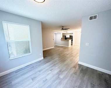 5124 Conroy Road - Photo Thumbnail 24