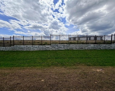842 Lynx Street - Photo Thumbnail 12