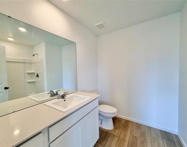 842 Lynx Street - Photo Thumbnail 20