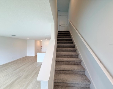 842 Lynx Street - Photo Thumbnail 15