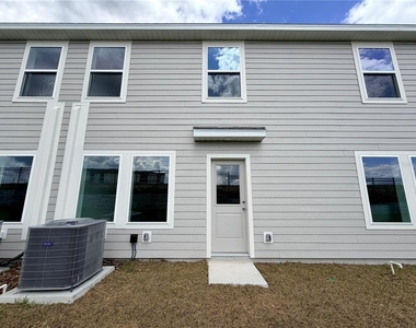 842 Lynx Street - Photo Thumbnail 13