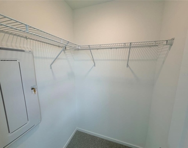 842 Lynx Street - Photo Thumbnail 19