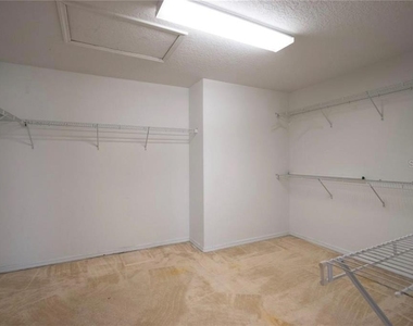1412 Blackwater Pond Drive - Photo Thumbnail 13