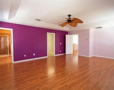 1412 Blackwater Pond Drive - Photo Thumbnail 12