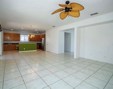1412 Blackwater Pond Drive - Photo Thumbnail 4