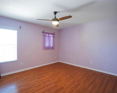 1412 Blackwater Pond Drive - Photo Thumbnail 16