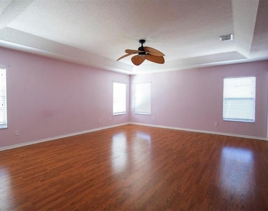 1412 Blackwater Pond Drive - Photo Thumbnail 11