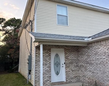 2127 Tom Street - Photo Thumbnail 5