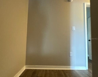 2127 Tom Street - Photo Thumbnail 37