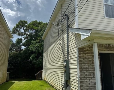 2127 Tom Street - Photo Thumbnail 10