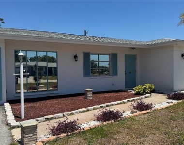339 Pine Tree Road - Photo Thumbnail 3