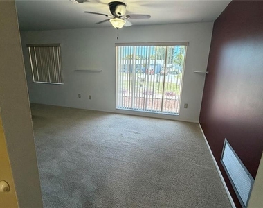 339 Pine Tree Road - Photo Thumbnail 4