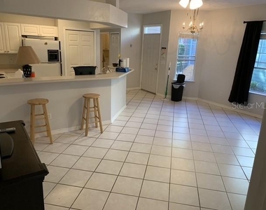 350 Nw 50 Boulevard - Photo Thumbnail 4