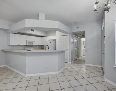 350 Nw 50 Boulevard - Photo Thumbnail 5