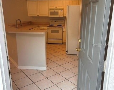 350 Nw 50 Boulevard - Photo Thumbnail 2