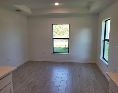 6305 Shaw Street - Photo Thumbnail 5