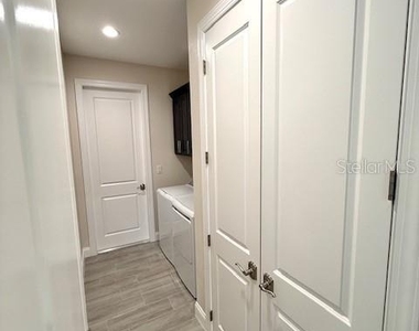 37 Gimli Street - Photo Thumbnail 11