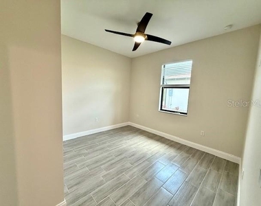 37 Gimli Street - Photo Thumbnail 12