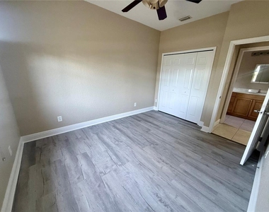 9322 Anita Avenue - Photo Thumbnail 3