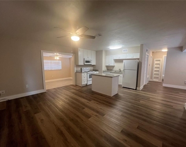2472 Picnic Street - Photo Thumbnail 3