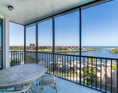 3313 Sunset Key Circle - Photo Thumbnail 38