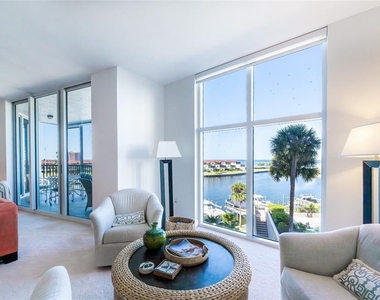 3313 Sunset Key Circle - Photo Thumbnail 33