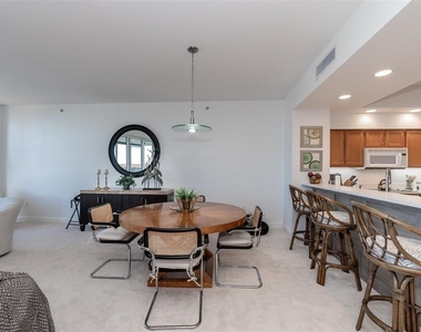 3313 Sunset Key Circle - Photo Thumbnail 27