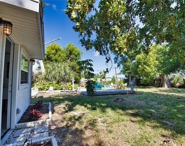 650 Edwards Street - Photo Thumbnail 38