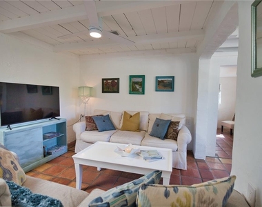 650 Edwards Street - Photo Thumbnail 17