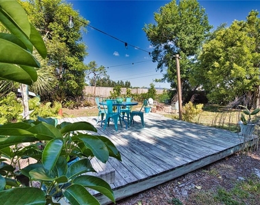 650 Edwards Street - Photo Thumbnail 46