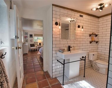 650 Edwards Street - Photo Thumbnail 35
