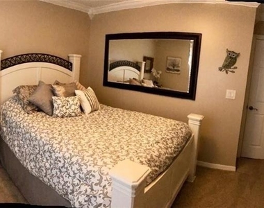 6401 Shoal Creek Street Circle - Photo Thumbnail 13