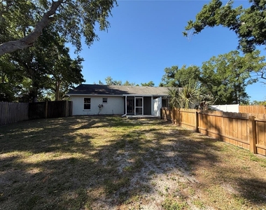 4503 Hale Street - Photo Thumbnail 17
