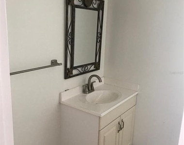 2916 24th Street W - Photo Thumbnail 10