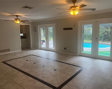 226 Delmar Ave - Photo Thumbnail 6