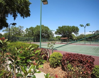 8501 Park Shore Lane - Photo Thumbnail 43