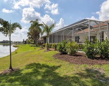 8501 Park Shore Lane - Photo Thumbnail 36