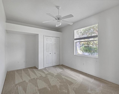8501 Park Shore Lane - Photo Thumbnail 29