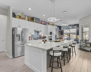 15835 Tradewind Terrace - Photo Thumbnail 4