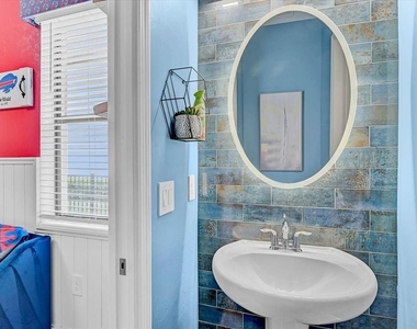 15835 Tradewind Terrace - Photo Thumbnail 12