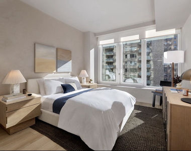 East 39th Street - Photo Thumbnail 4