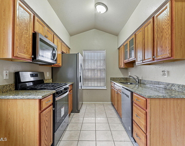 10948 Casey Stengel Place - Photo Thumbnail 7