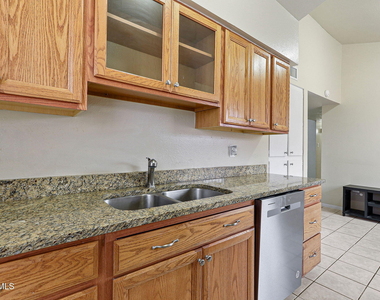 10948 Casey Stengel Place - Photo Thumbnail 12