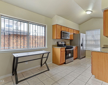 10948 Casey Stengel Place - Photo Thumbnail 14
