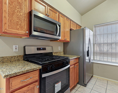 10948 Casey Stengel Place - Photo Thumbnail 8