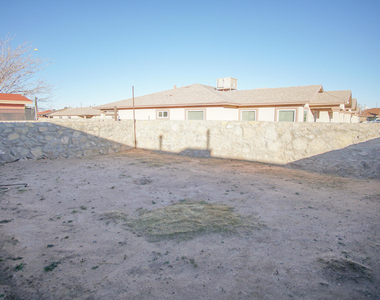 10202 Niagara Falls Place - Photo Thumbnail 18