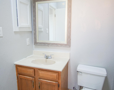 10202 Niagara Falls Place - Photo Thumbnail 17
