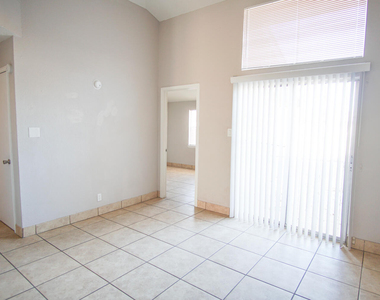 10202 Niagara Falls Place - Photo Thumbnail 10
