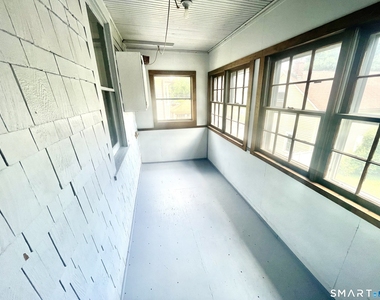 64 Pearl Street - Photo Thumbnail 4